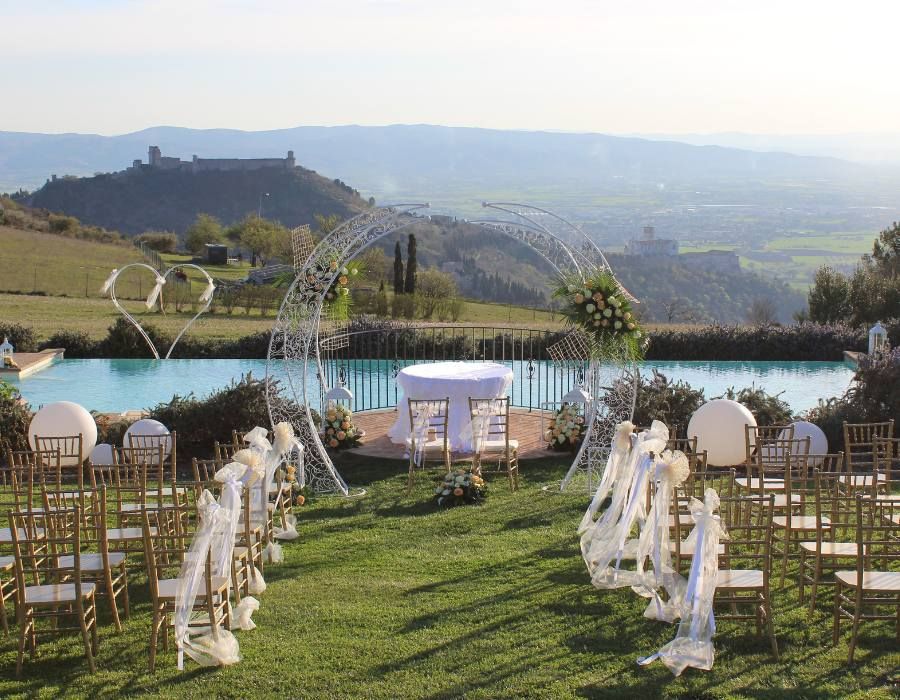 Composizione matrimonio piscina decorazioni installazione a Perugia, Terni e centro italia