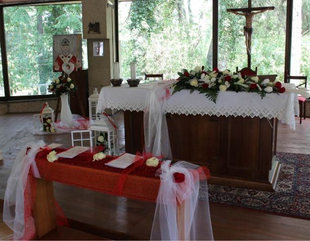 Decorazioni fiori altare chiesa matrimoni installazione a Perugia, Terni e centro italia